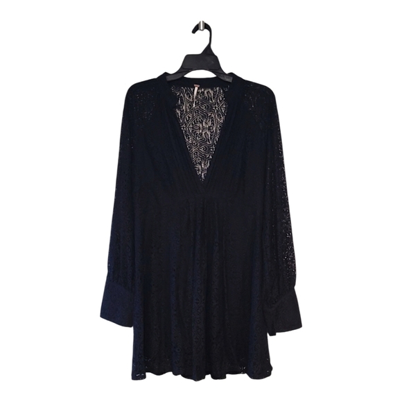 FREE PEOPLE, BLACK LACE, LONG SLEEVE, A LINE MINI DRESS, NWOT 12 - Picture 2 of 6